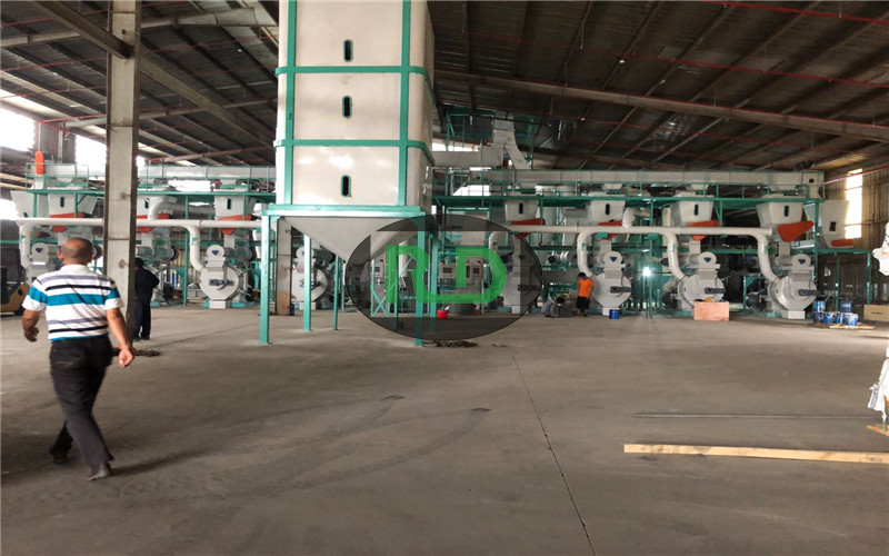 Vietnam 20-25 tons per hour wood pellet production line