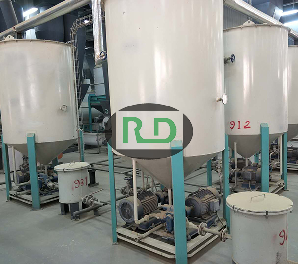 Fat addition machine in the production line of 60 tons of Arabian feed per hour